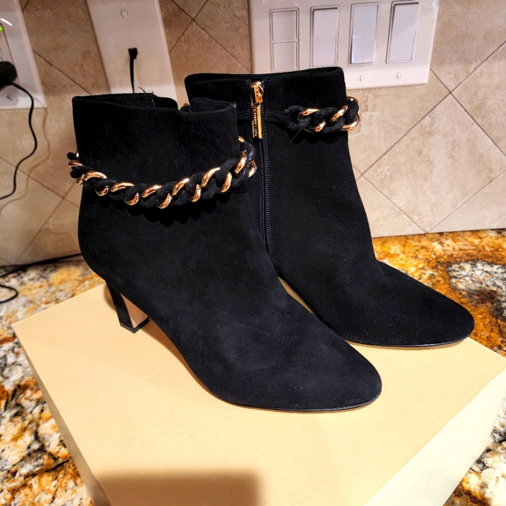 Women boots